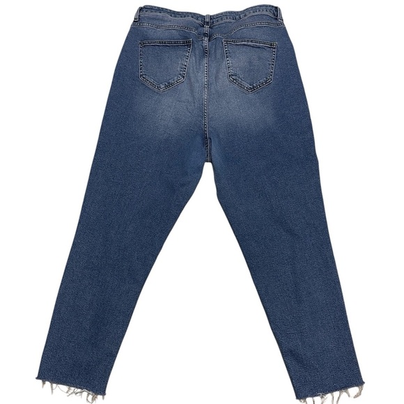 NEW LOOK CURVES TORI SIZE 18 MOM JEANS - Picture 3 of 6